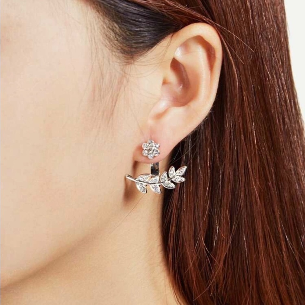 Silver leaf rhinestone earrings